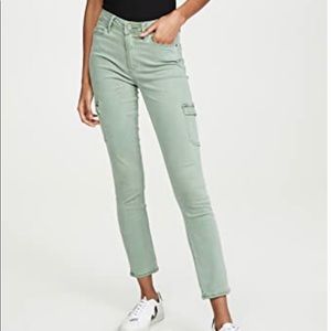 Paige Hoxton Cargo jeans in vintage dark mint 💚 color.